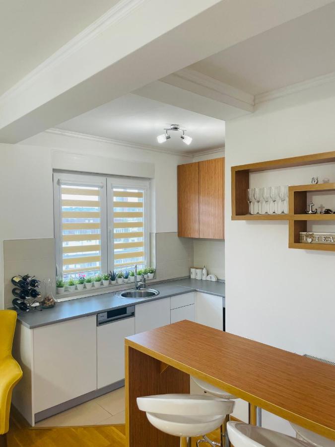 Apartman M&M Добой Екстериор снимка