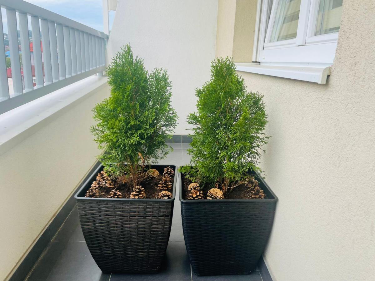 Apartman M&M Добой Екстериор снимка