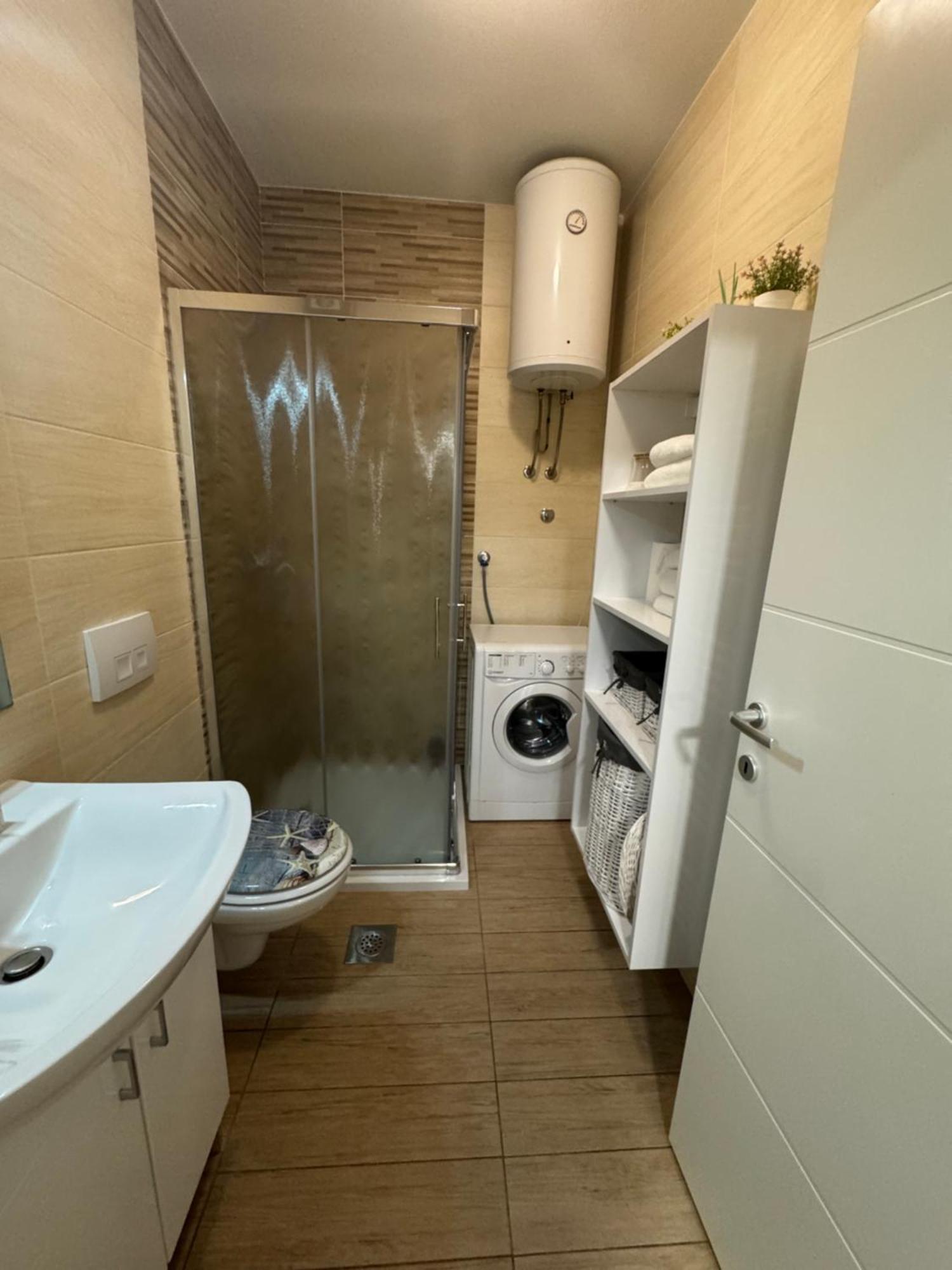 Apartman M&M Добой Екстериор снимка